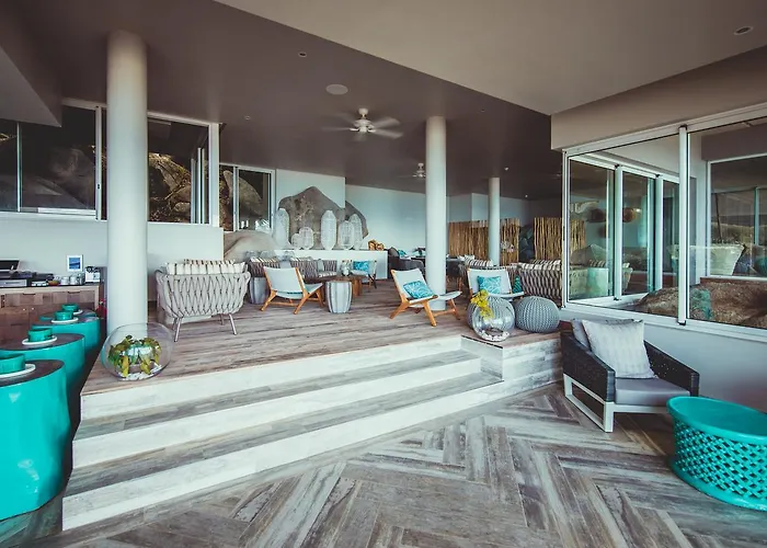 Caranabeach 4*